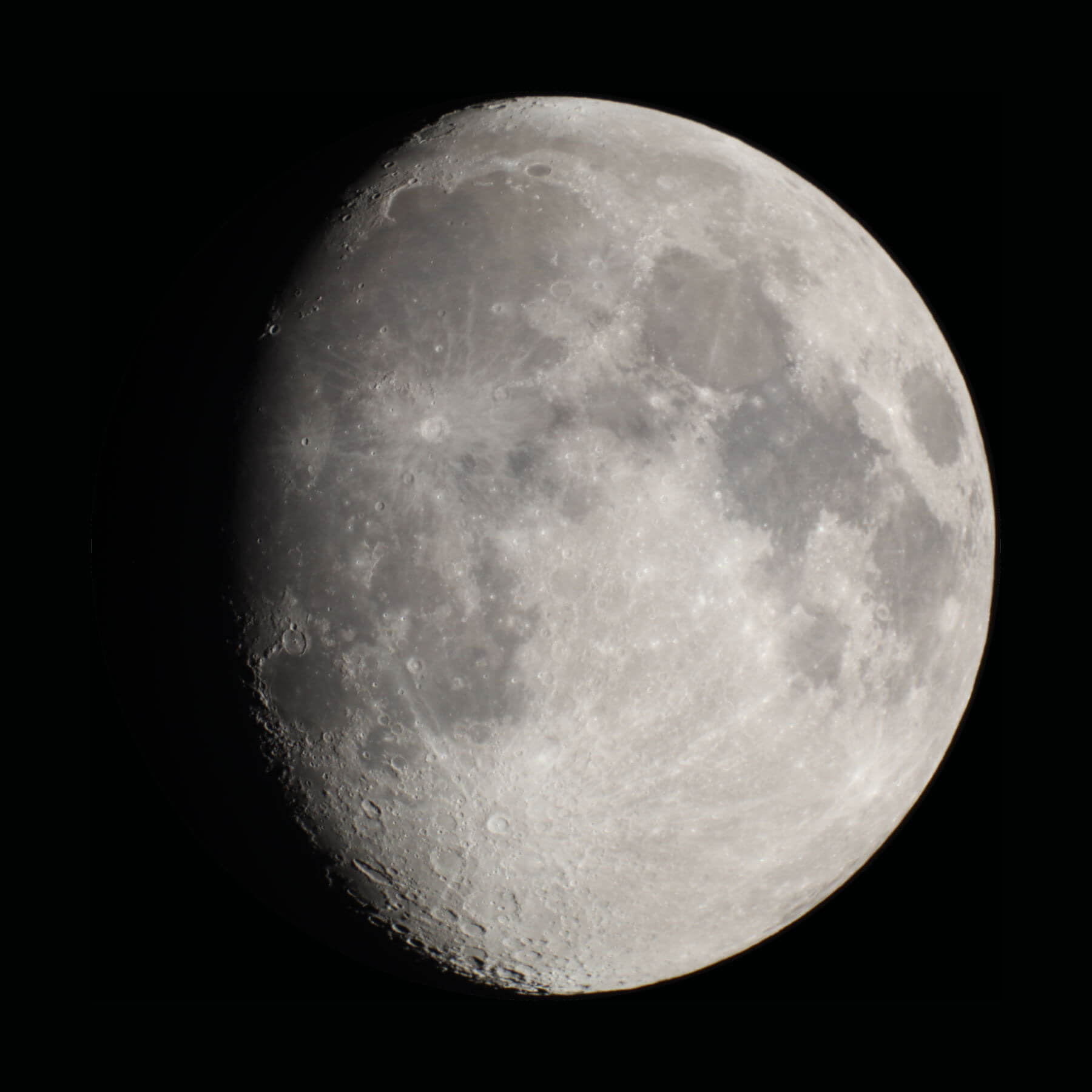 Waxing gibbous Moon, 82% illumination