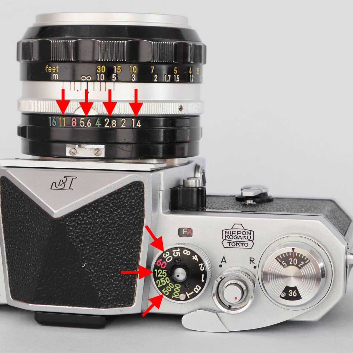 Manual controls on the Nikon F